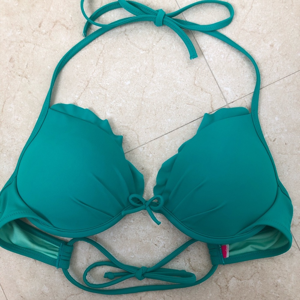 Victoria Secret swim top!